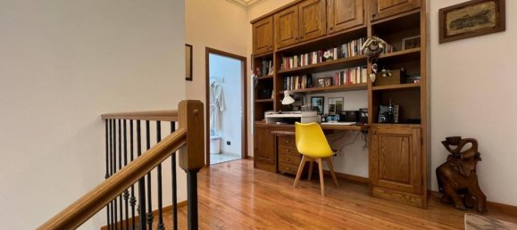 2 bedrooms House in Empoli, Italy No. 44504 2