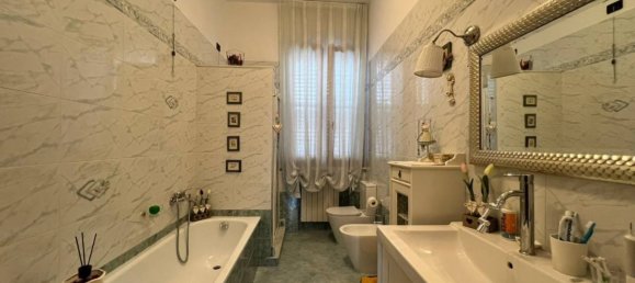 2 bedrooms House in Empoli, Italy No. 44504 33