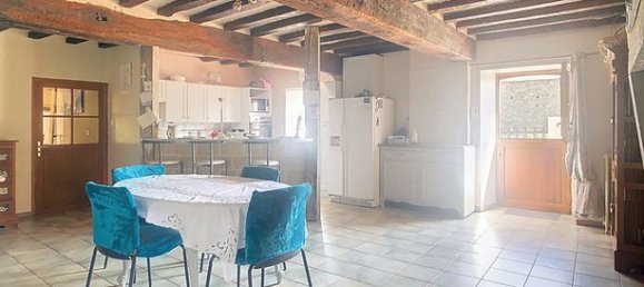 3 bedrooms House in Mayenne, France No. 311928 2