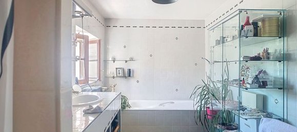 3 bedrooms House in Mayenne, France No. 311928 8