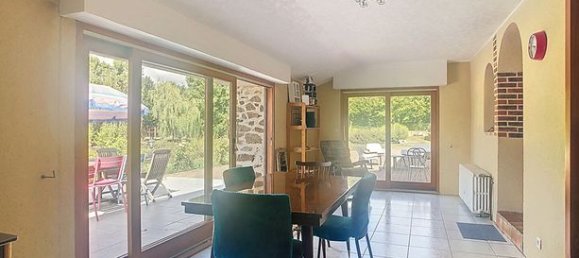 3 bedrooms House in Mayenne, France No. 311928 4