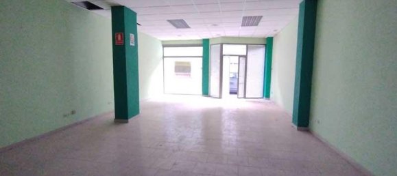 114m² Commercial property in Zaragoza, Spain No. 64858 9