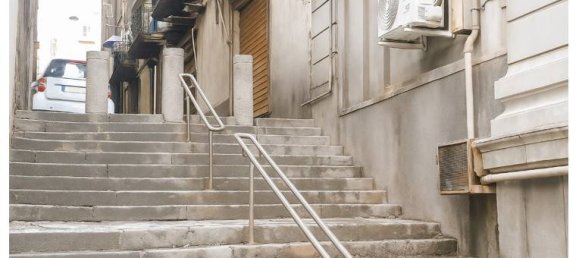 4-Zimmer Gewerbliche Immobilie in Naples, Italy, Nr. 319667 6