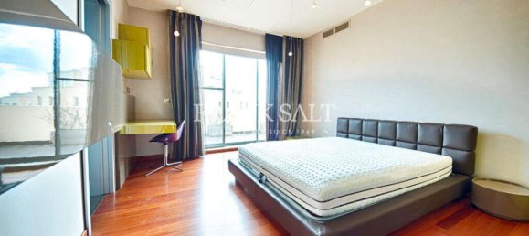 3 bedrooms Penthouse in Saint Julian's, Malta No. 181 12