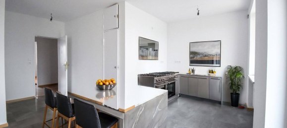 Квартира с 2 спальнями в Kitzingen, Германия № 188485 4