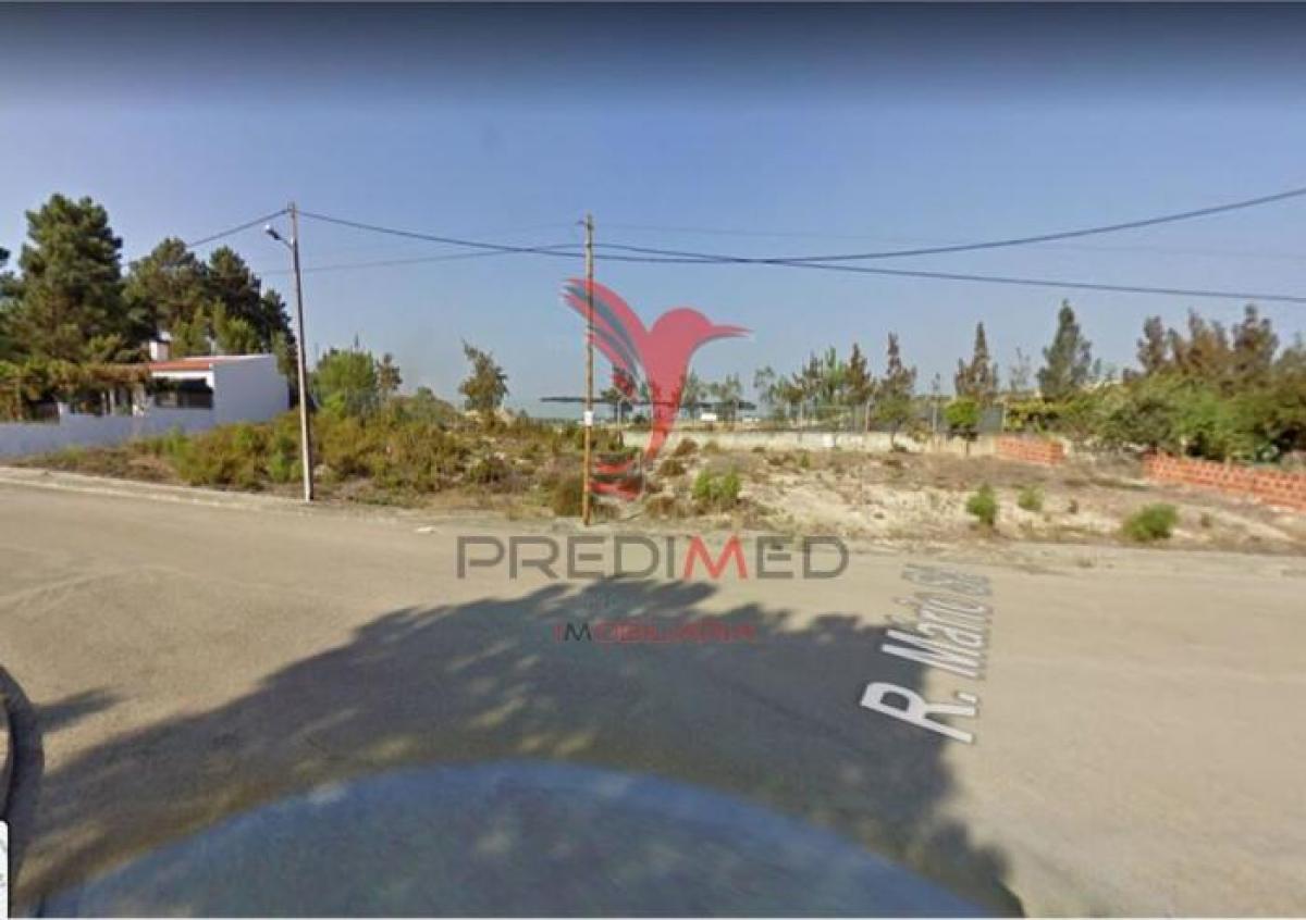 225m² Land in Seixal, Portugal No. 2125