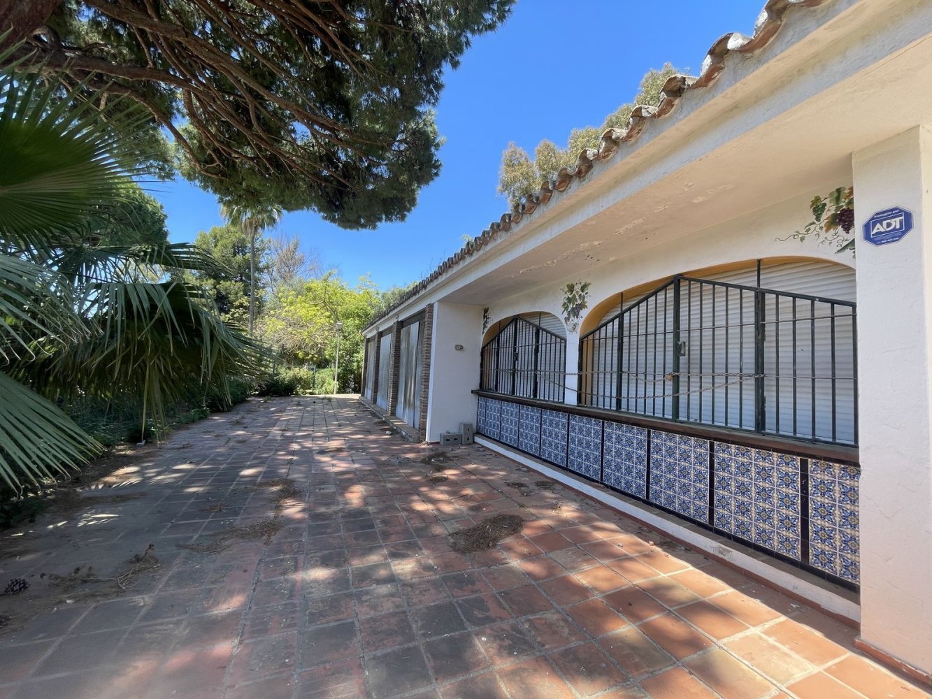 224m² Commercial property in Marbella, Spain No. 146380