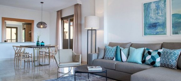 2 bedrooms Penthouse in Benahavis, Spain No. 19660 10