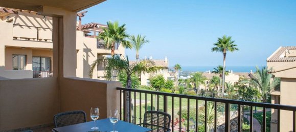 2 bedrooms Penthouse in Benahavis, Spain No. 19660 12