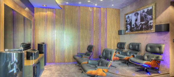 5 bedrooms Villa in Roquebrune-Cap-Martin, France No. 1606 10