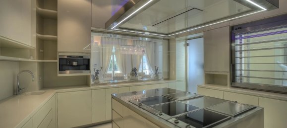 5 bedrooms Villa in Roquebrune-Cap-Martin, France No. 1606 15