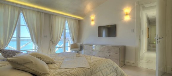 5 bedrooms Villa in Roquebrune-Cap-Martin, France No. 1606 21