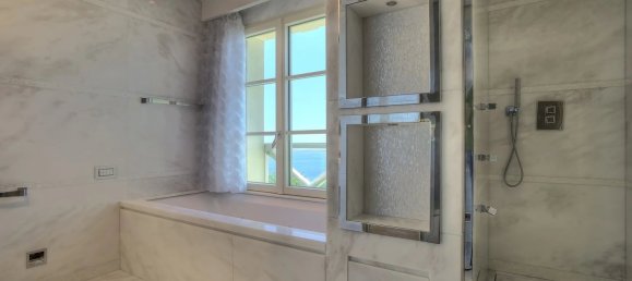 5 bedrooms Villa in Roquebrune-Cap-Martin, France No. 1606 9