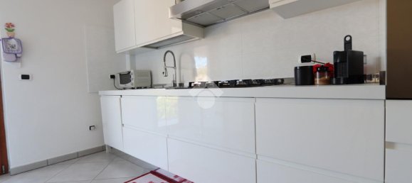 Квартира с 6 комнатами в Колоннелла, Италия № 104845 17