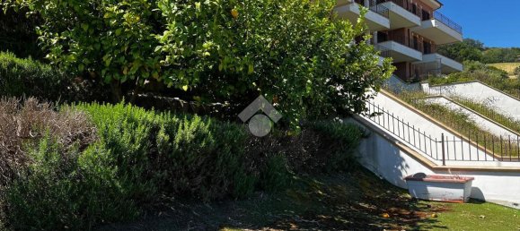 Квартира с 6 комнатами в Колоннелла, Италия № 104845 22