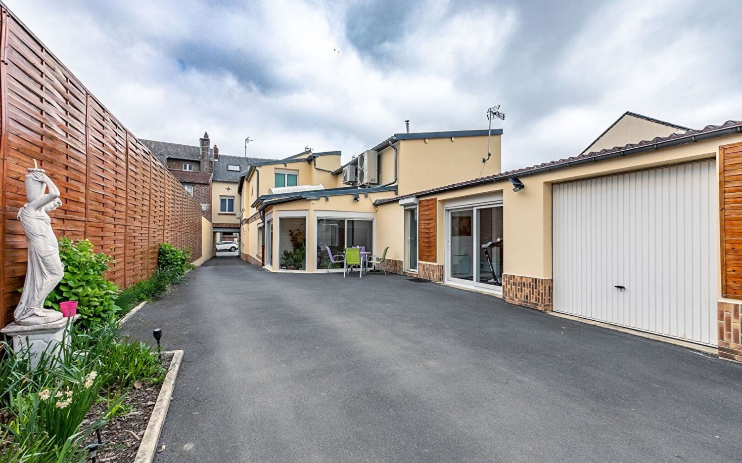 5 Schlafzimmer Haus in Tergnier, France, Nr. 89859