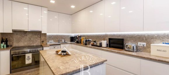 3 bedrooms Apartment in Lisbon, Portugal No. 103067 7