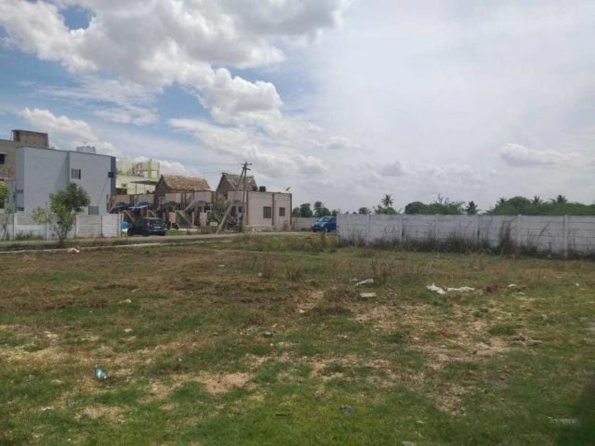  Land in Chennai, India No. 40197