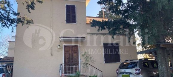 3 bedrooms Villa in San Marcello, Italy No. 56906 2