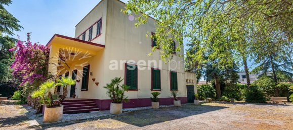 Villa de 14 habitaciónes en Taurisano, Italy No. 260024 8