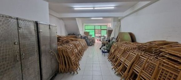 196m² Commercial property in Vila Verde, Portugal No. 190079 8