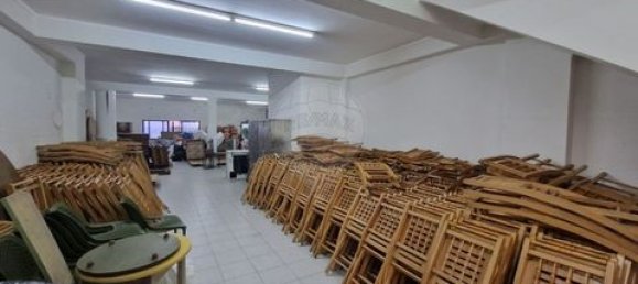 196m² Commercial property in Vila Verde, Portugal No. 190079 15