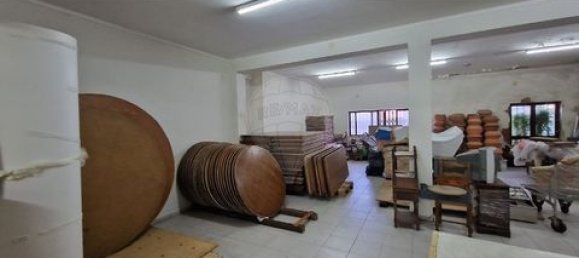 196m² Commercial property in Vila Verde, Portugal No. 190079 21