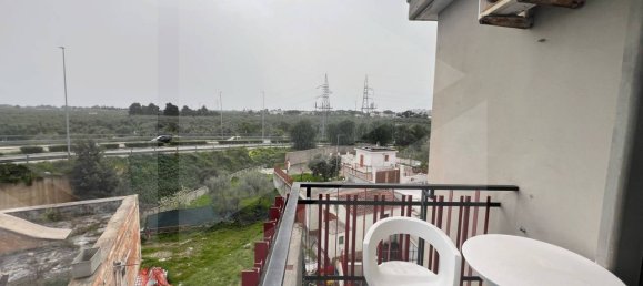 Apartamento de 3 divisões em Molfetta, Italy N.º 17061 17