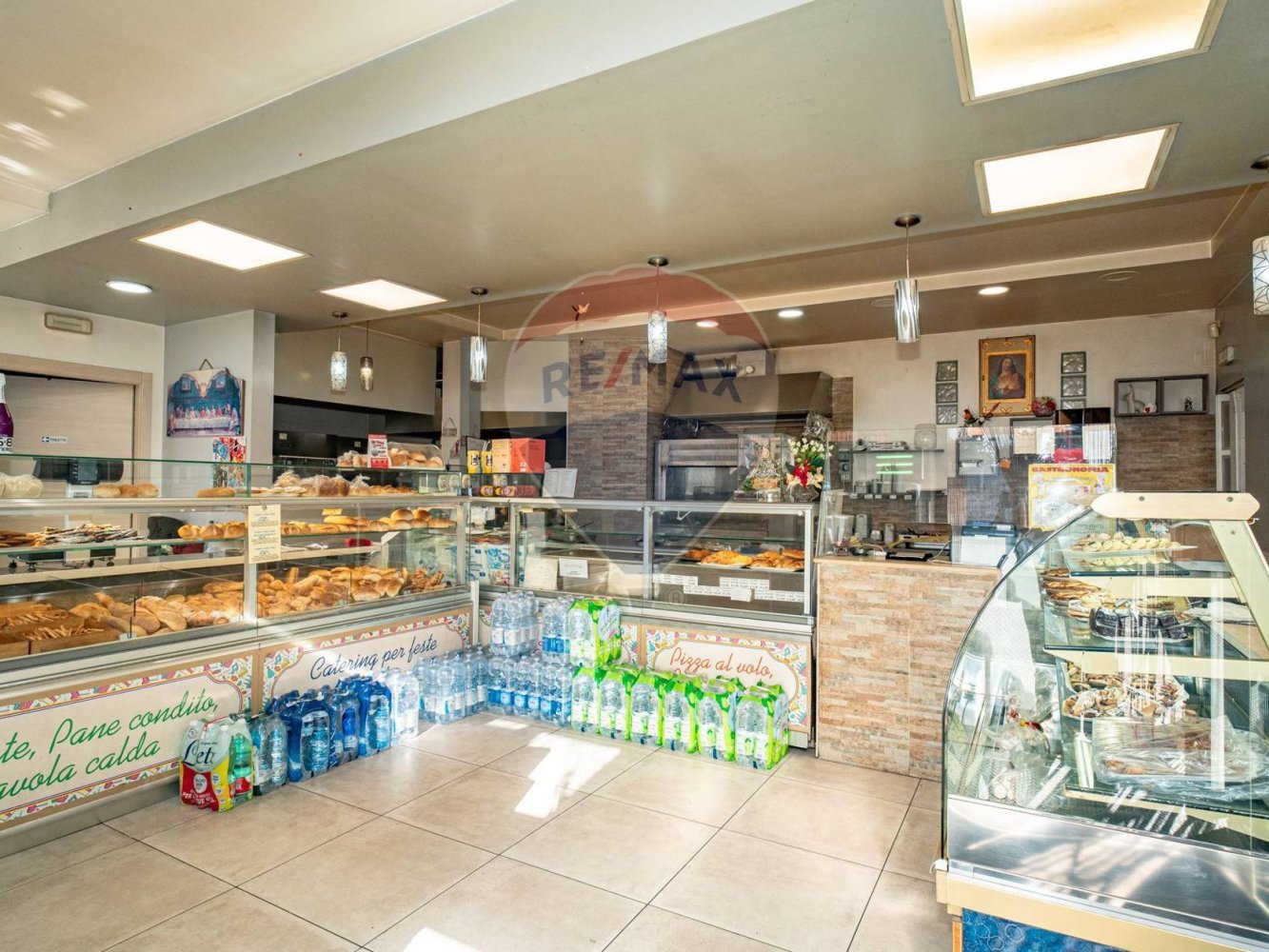 2-salle Propriété commerciale à Mascalucia, Italy No. 88027