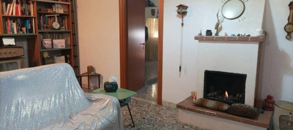 4 rooms Apartment in Rome, Italy No. 30554 5