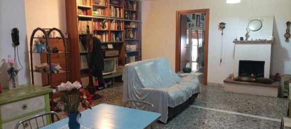4 rooms Apartment in Rome, Italy No. 30554 4