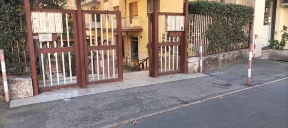4 rooms Apartment in Rome, Italy No. 30554 32