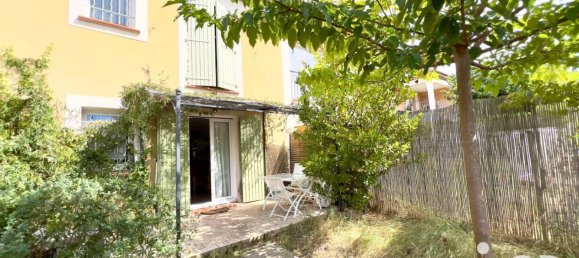 2 bedrooms House in Pertuis, France No. 355556 12