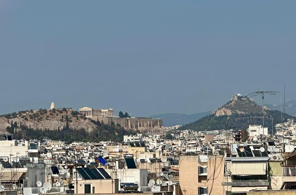 Apartamento de 2 dormitorios en Kallithea, Greece No. 51878