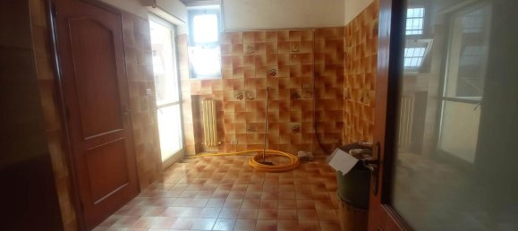 Квартира с 6 комнатами в Битонто, Италия № 177636 12