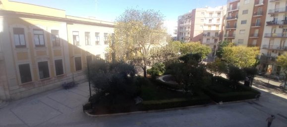 Квартира с 6 комнатами в Битонто, Италия № 177636 28