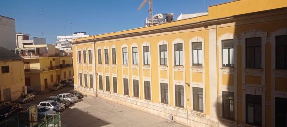 Квартира с 6 комнатами в Битонто, Италия № 177636 27