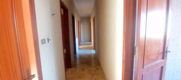 Квартира с 6 комнатами в Битонто, Италия № 177636 3