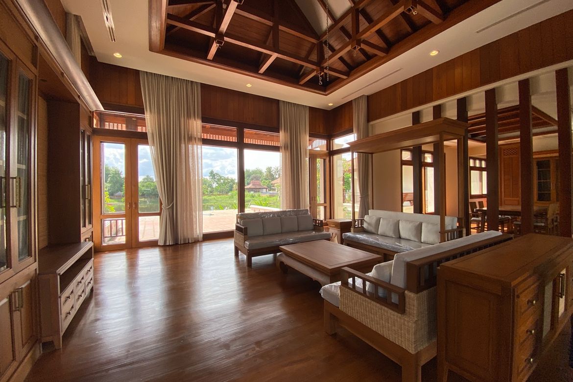 4 bedrooms Cafe / restaurant in Chiang Mai, Thailand No. 23323