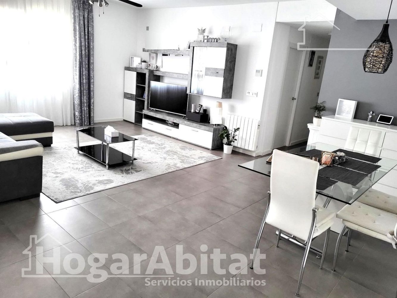 Квартира с 2 спальнями в Бенетуссер, Испания № 129489