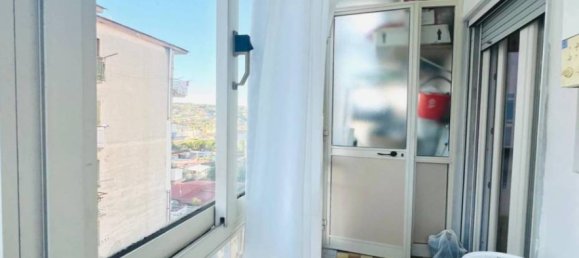 2 Schlafzimmer Wohnung in Naples, Italy, Nr. 14332 16