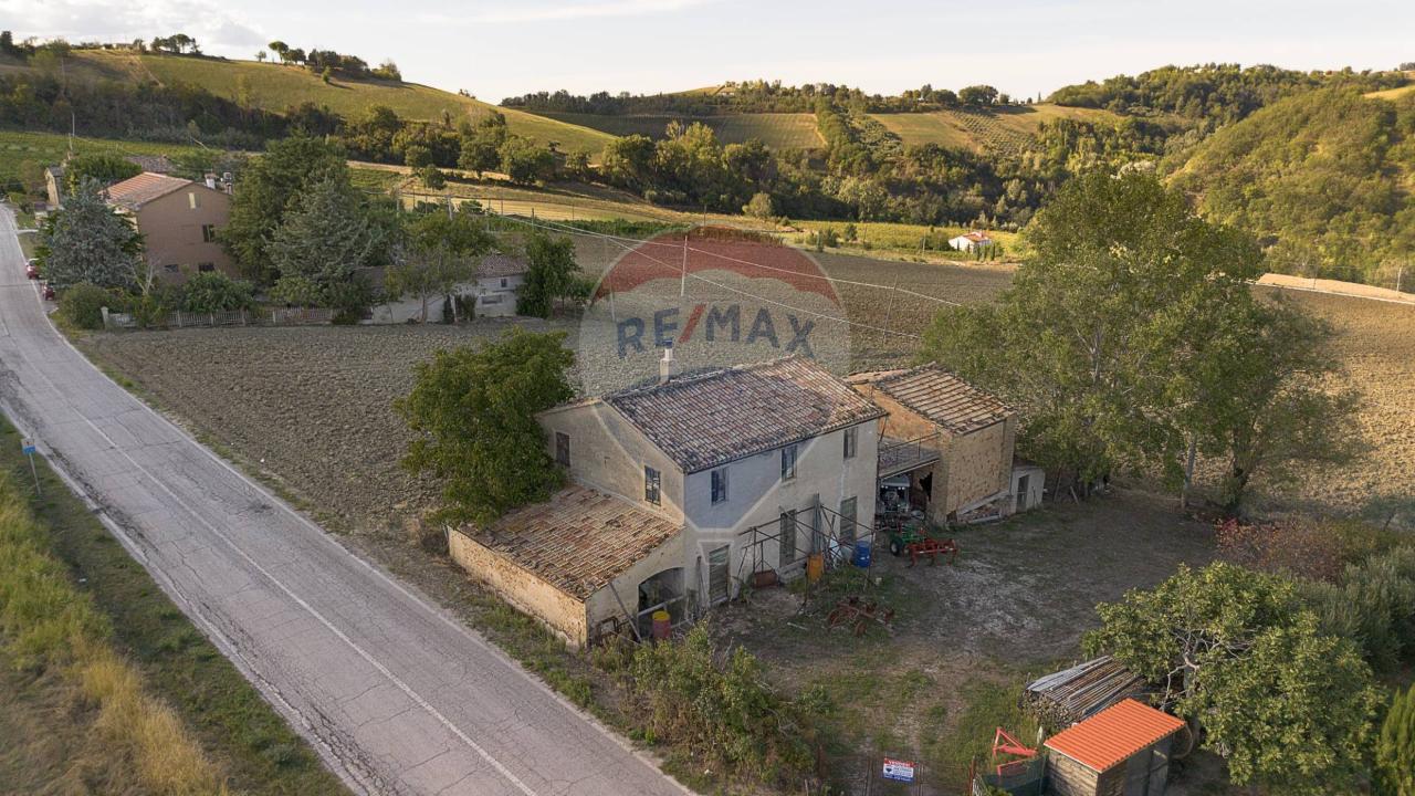 6غرفة منزل في Rosora, Italy رقم 4815