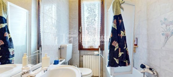 3 rooms Apartment in Castel d'Aiano, Italy No. 9254 11