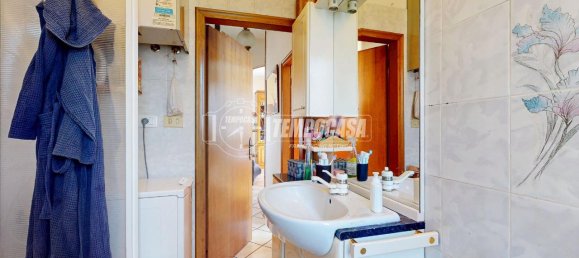 3 rooms Apartment in Castel d'Aiano, Italy No. 9254 12