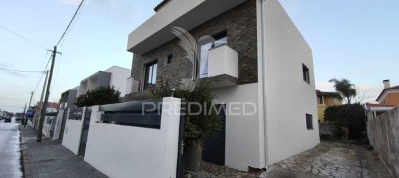 5 bedrooms House in Seixal, Portugal No. 135314 4