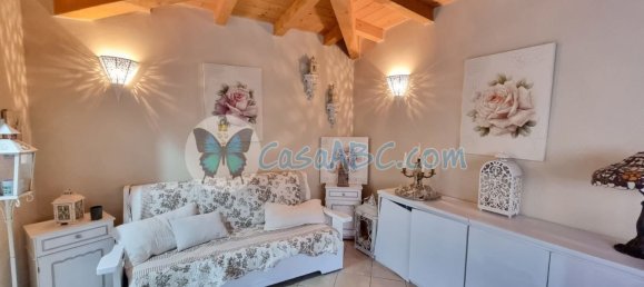 10-Zimmer Villa in Carobbio degli Angeli, Italy, Nr. 126068 30
