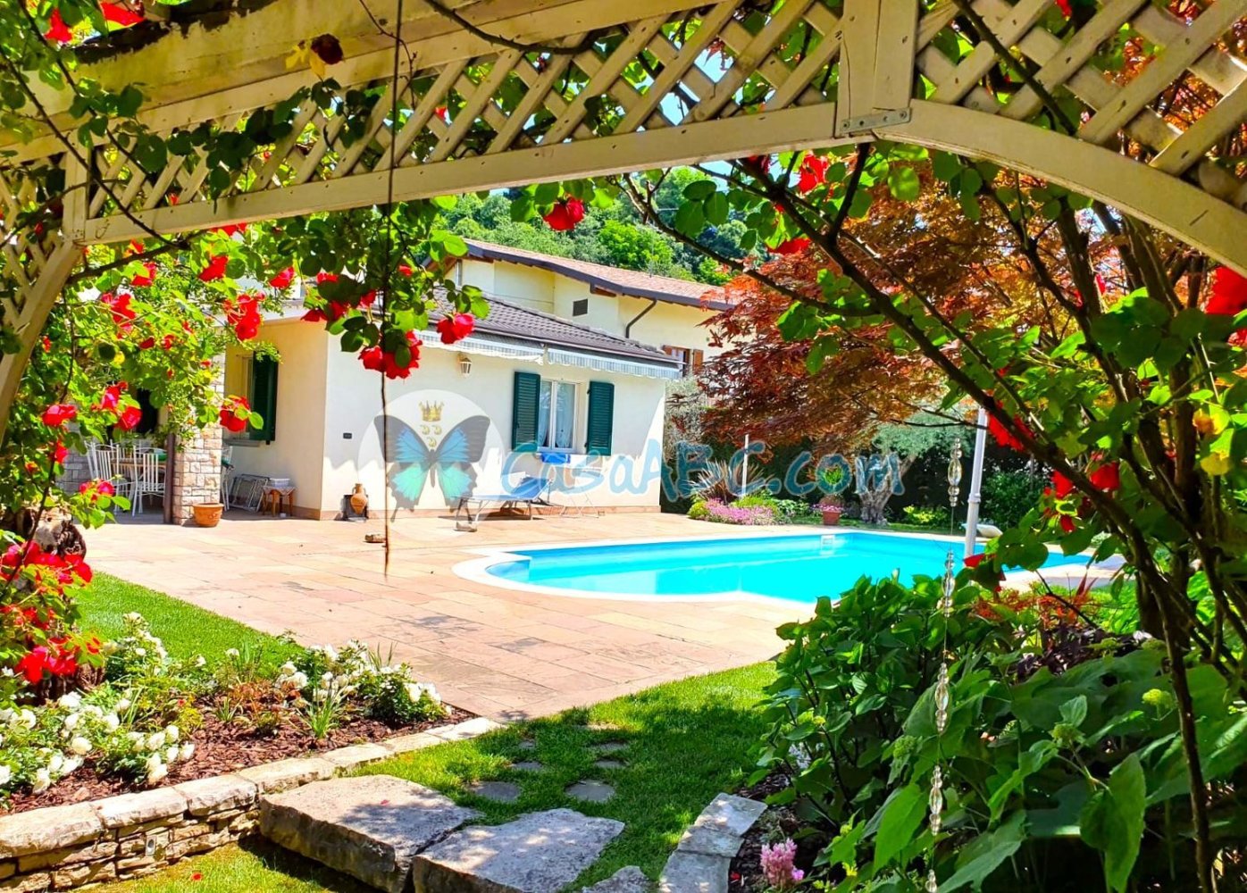 10-Zimmer Villa in Carobbio degli Angeli, Italy, Nr. 126068