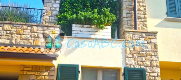 10-Zimmer Villa in Carobbio degli Angeli, Italy, Nr. 126068 4