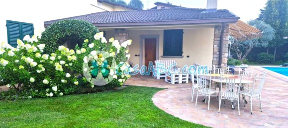 10-Zimmer Villa in Carobbio degli Angeli, Italy, Nr. 126068 3