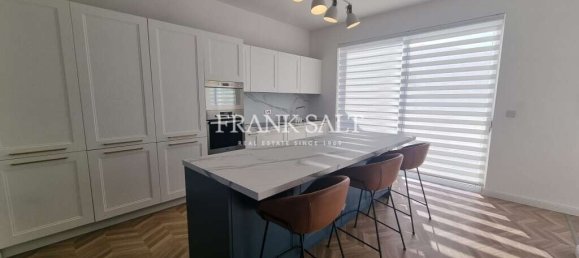 Пентхаус с 2 спальнями в Сент-Джулианс, Мальта № 9698 6